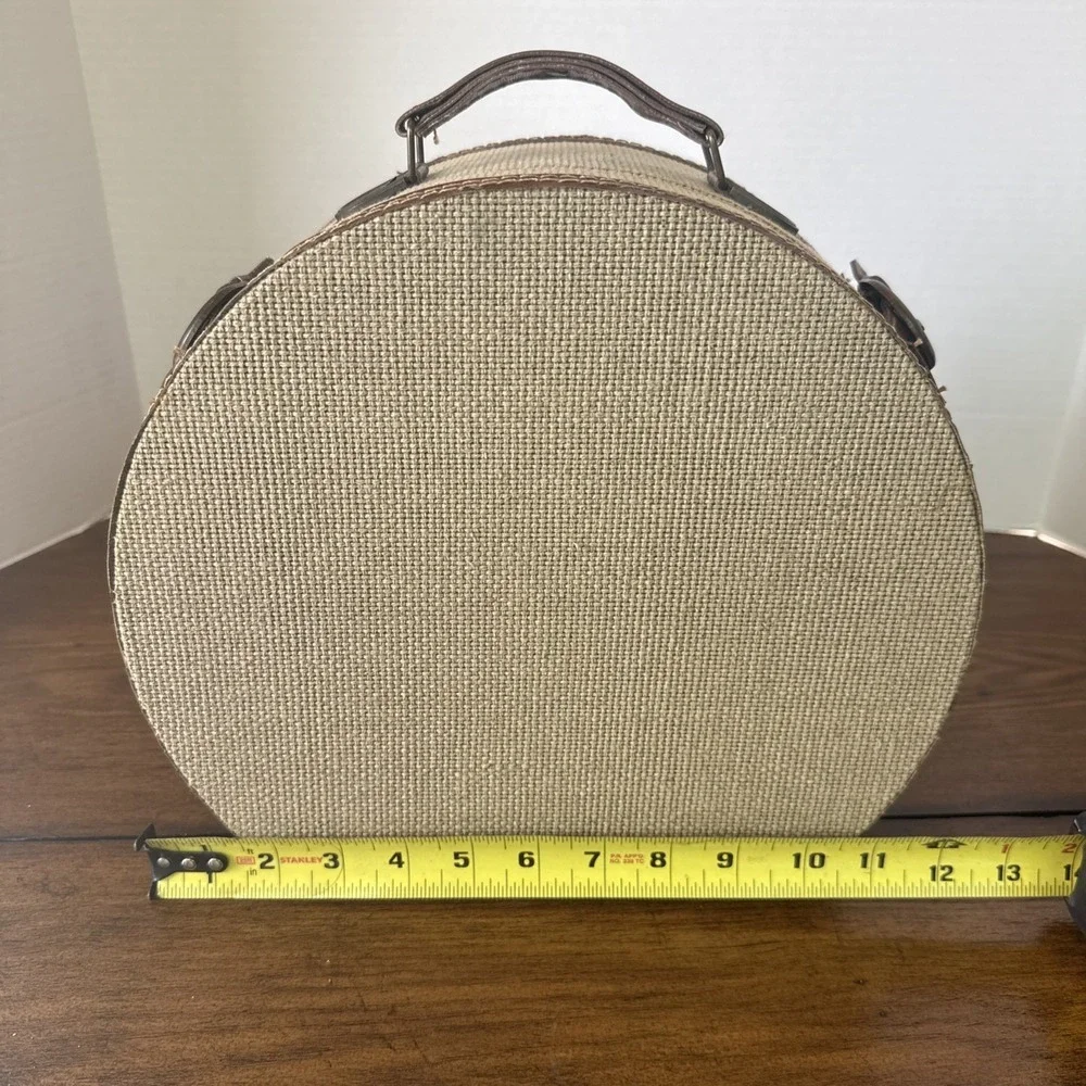 Burlap Traveling Case Woven Fabric Faux Leather Handles Brass Look Snap Straps